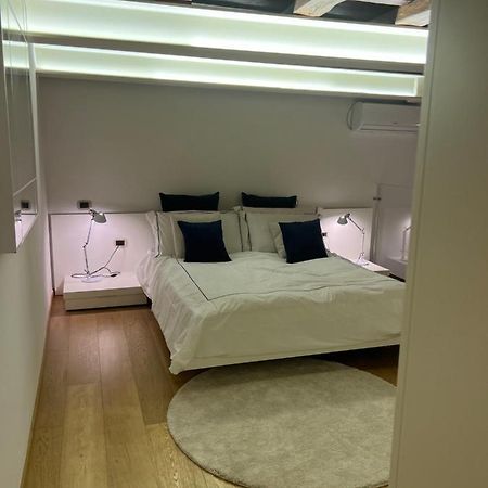 Elegante Appartamento Borgo San Jacopo Florencia Exterior foto
